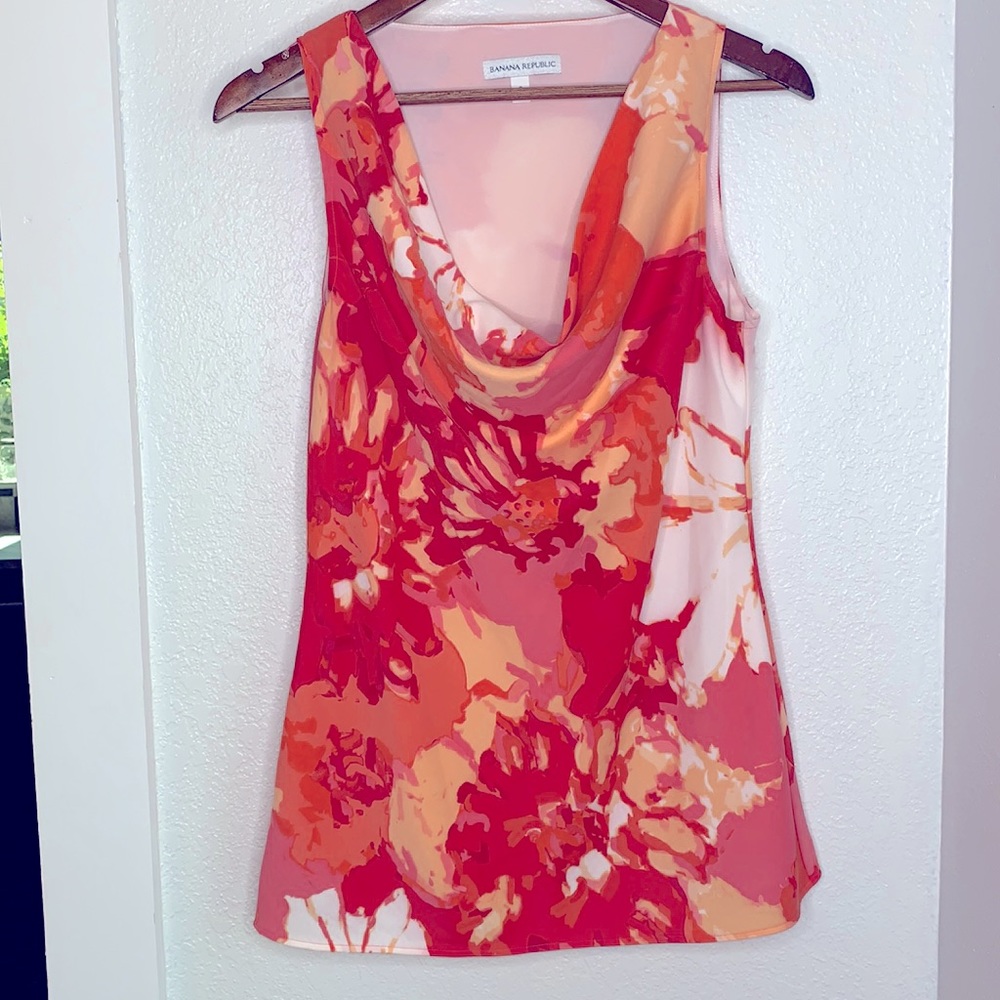Banana Republic orange floral silky lined tank top
